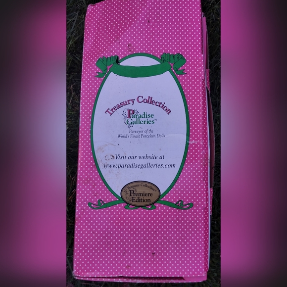 Paradise Galleries Radiance of Roses "Valentine Rose" by Patricia Rose Doll - Picture 4 of 4